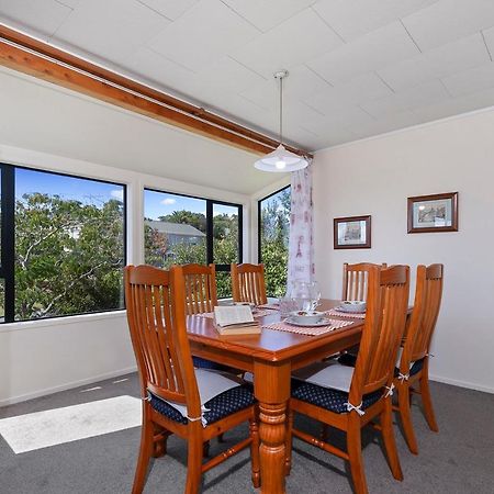 Serene at Snells - Snells Beach Bach Exterior foto